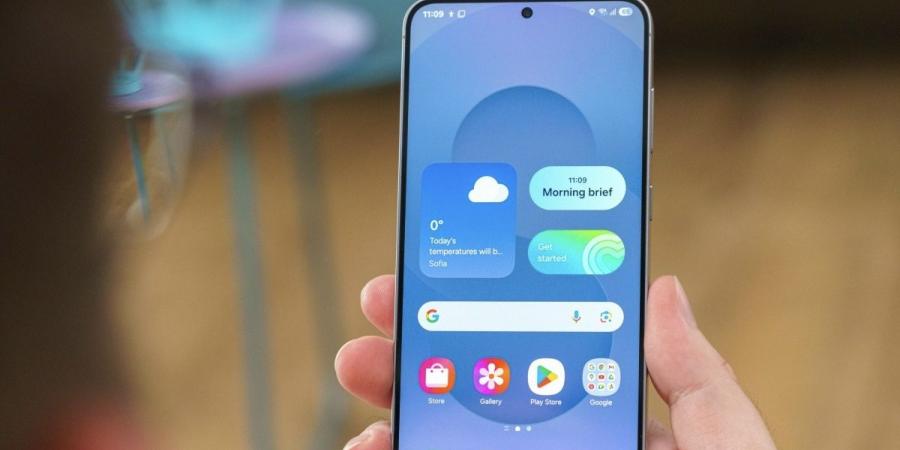 سامسونج تعلن عن توسيع برنامج One UI 7 Beta ليشمل Galaxy Z Fold6 و Z Flip6 وسلسلة S23 - شبكة أطلس سبورت